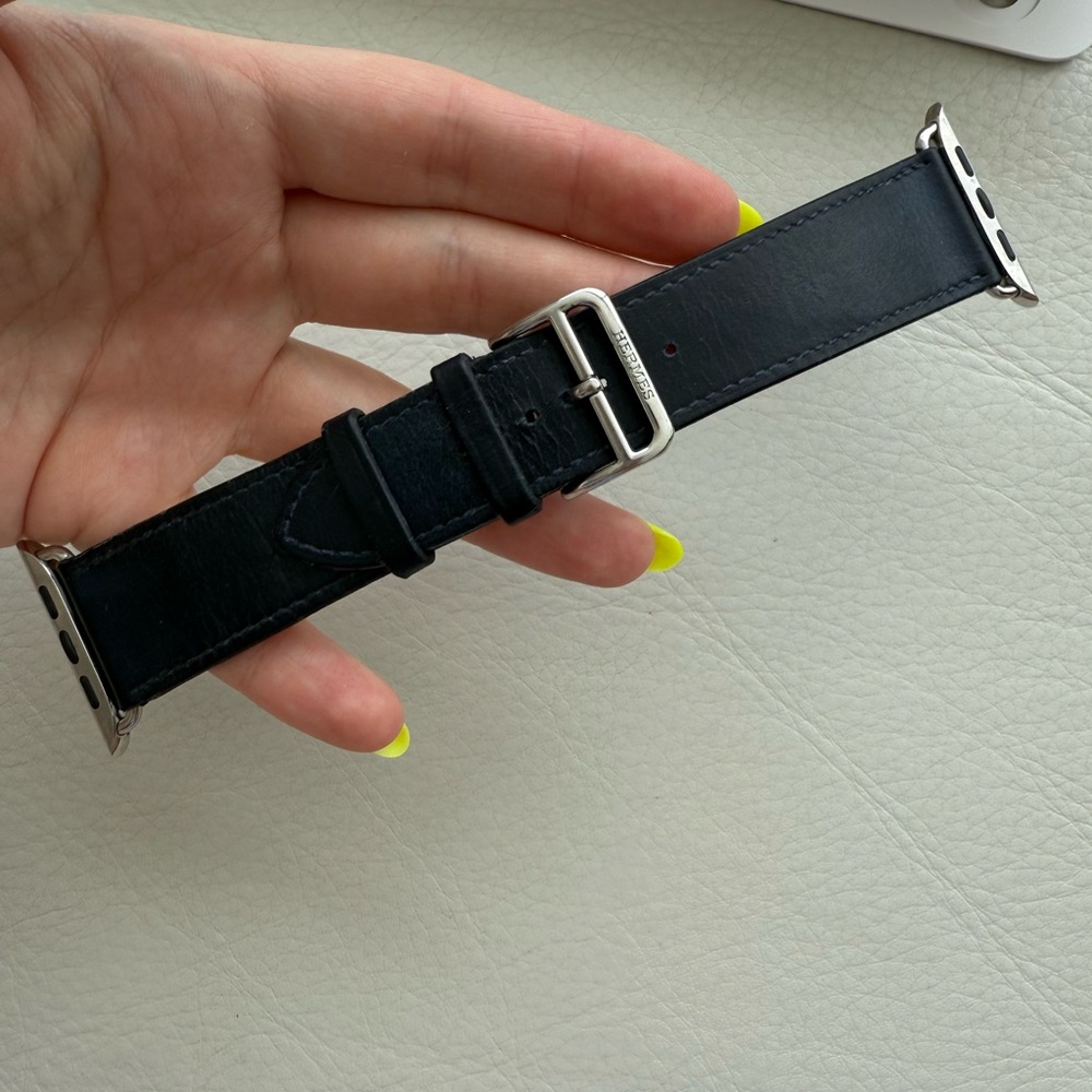 Hermes Navy Single Tour Leather 45mm Apple Watch Band - Picture 5 of 12